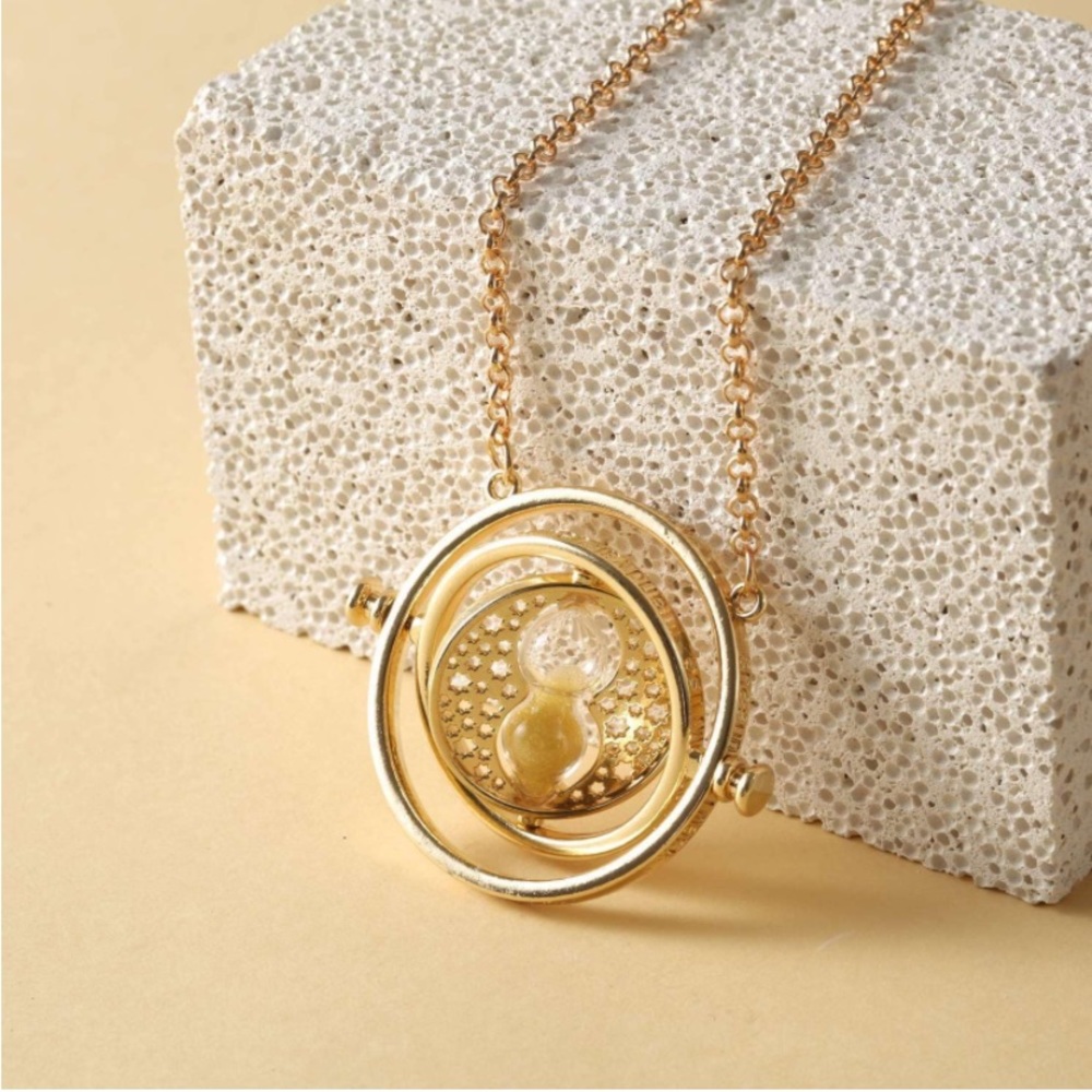 🪄⏳Magical Harry Potter Spinning Time Turner Necklace GOLD - Picture 14 of 14